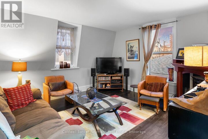 Property Photo: 54 Yarmouth Street A ON N1H 4G3