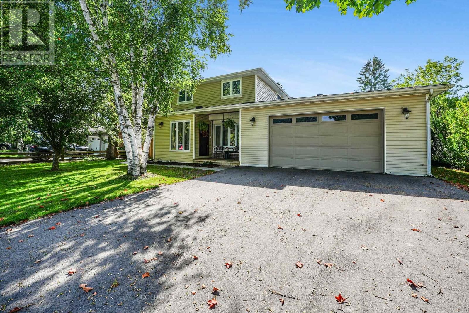 Property Photo: 205 Sunset Crescent ON L9S 1J2