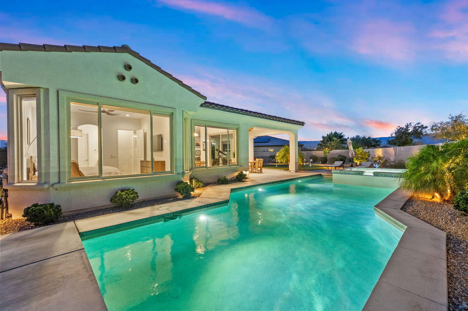 Property Photo: 16 Cuvee CA 92270