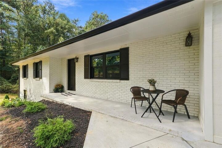 Property Photo:  125 Westview Street  GA 30114 