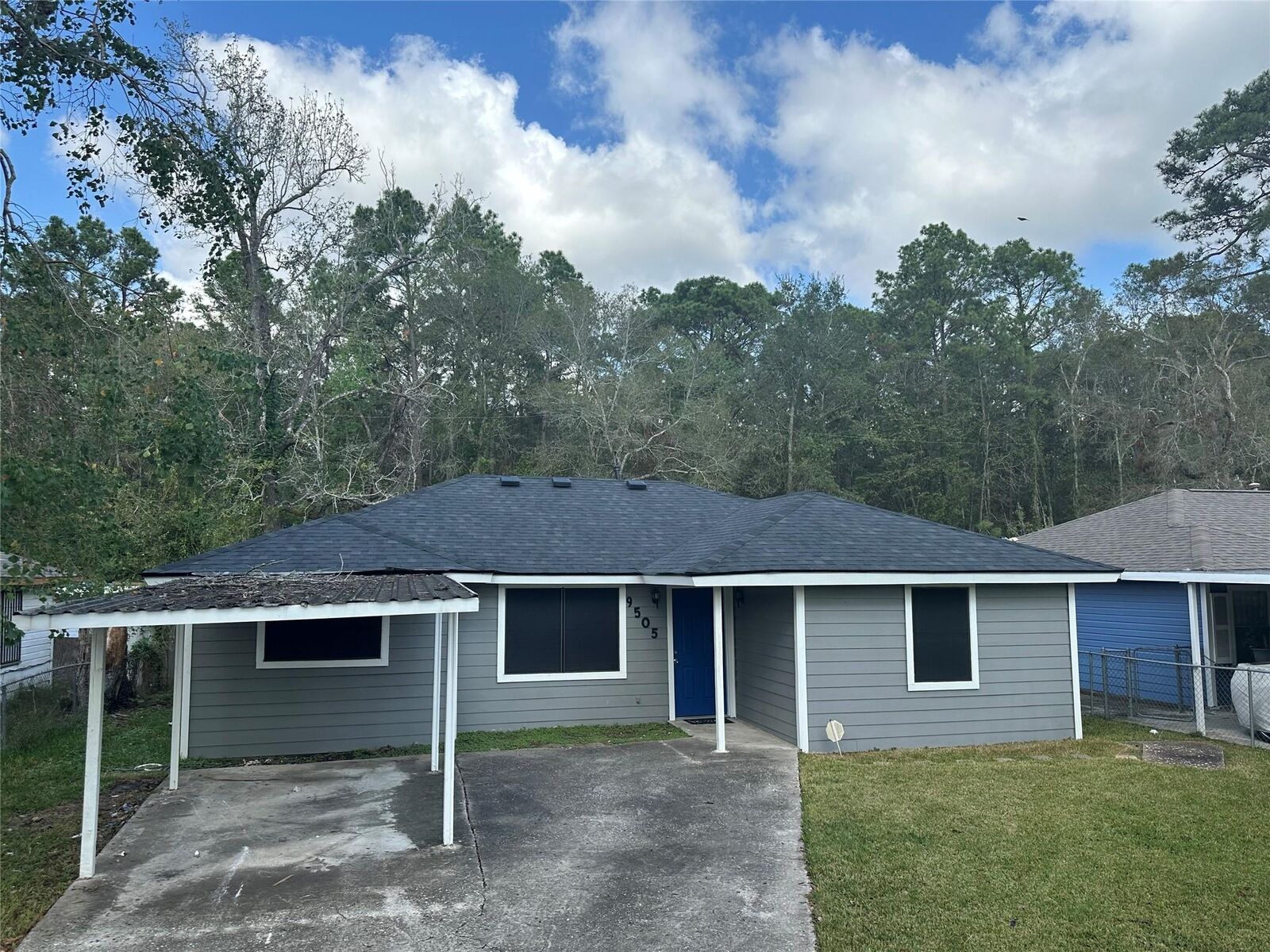 Property Photo:  9505 Everglade Drive  TX 77078 
