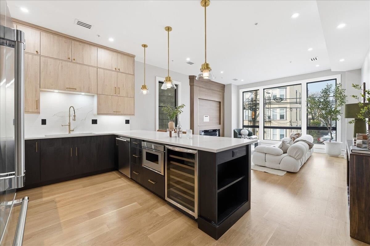 Property Photo:  134 Hancock Ave 2  NJ 07307 