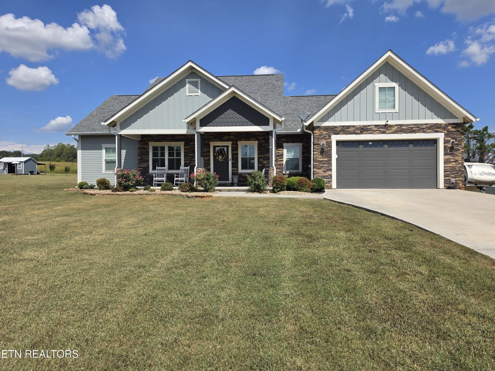 Property Photo:  118 Stone Leigh Drive  TN 37820 