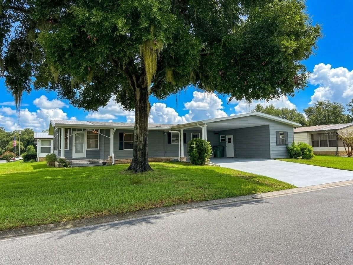 Property Photo:  2353 W Coach N Four Drive  FL 34748 