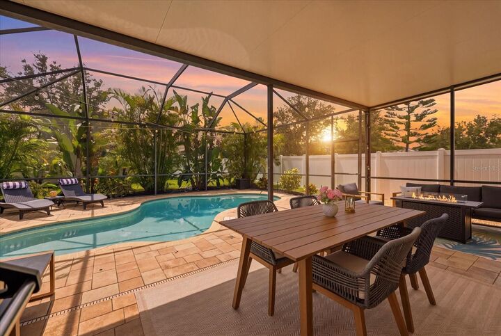 Property Photo: 10519 Whispering Hammock Drive FL 33578