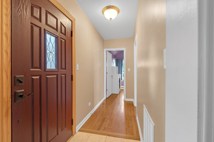 Property Photo:  
