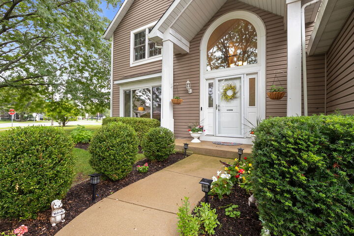 Property Photo: 18101 W Hampshire Drive IL 60031