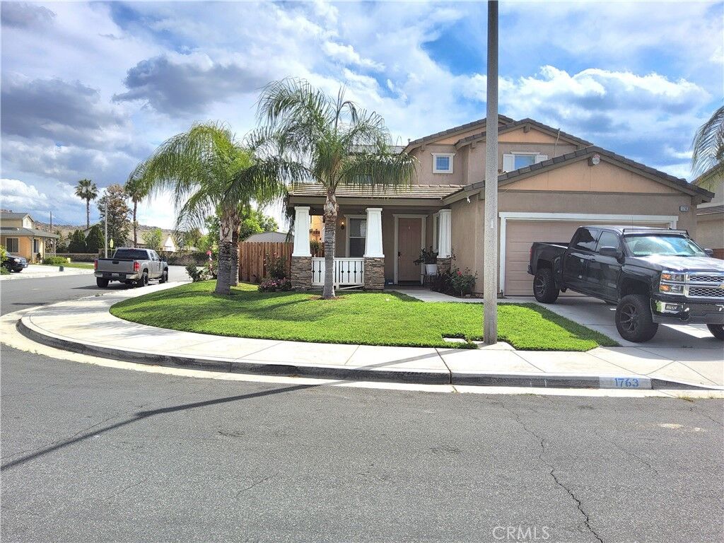 Property Photo:  1763 Benedetto Pt.  CA 92571 