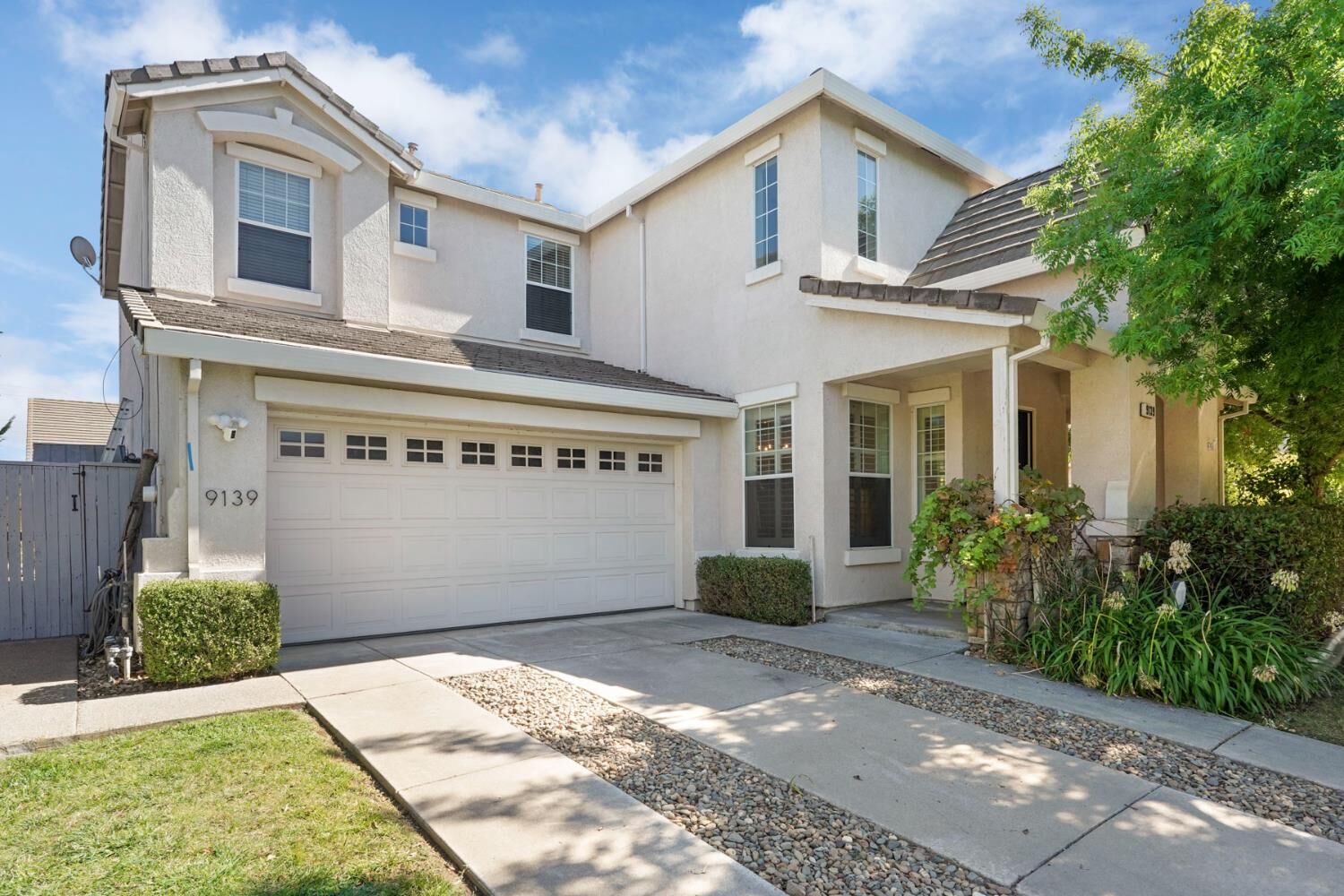 Property Photo:  9139 Elkins Court  CA 95758 