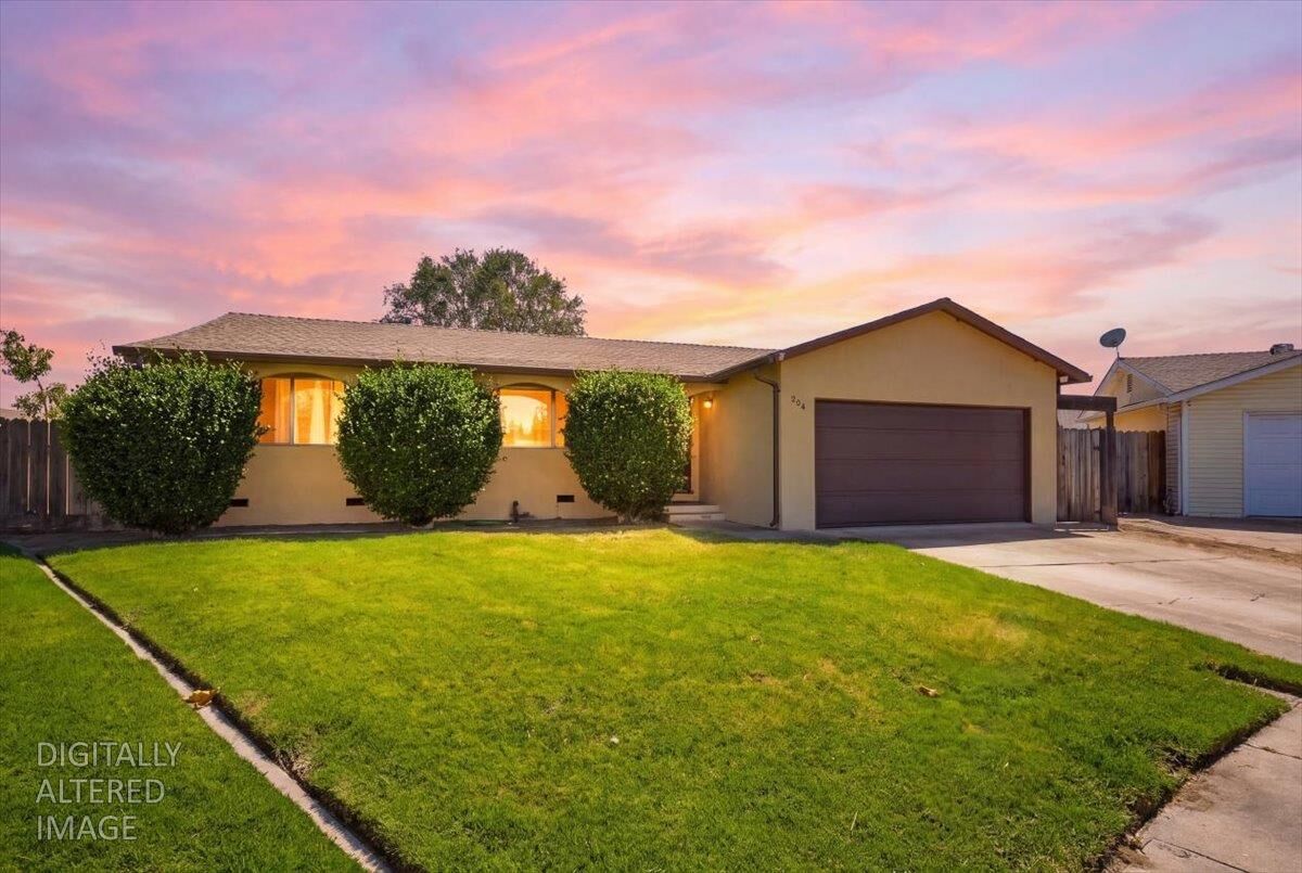 Property Photo: 264 Dana Court CA 95336