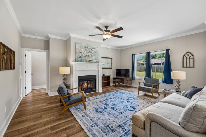 Property Photo: 805 N Jefferson St TN 37398