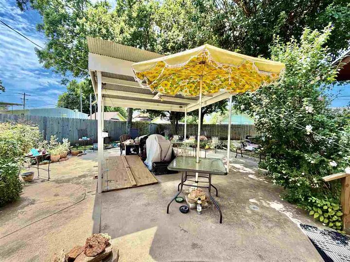 Property Photo: 207 N 3rd Street OK 74653