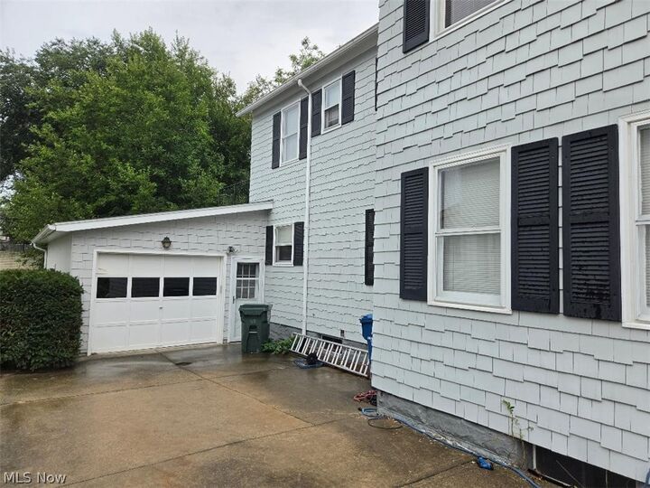 Property Photo: 158 Lincoln Street OH 44001