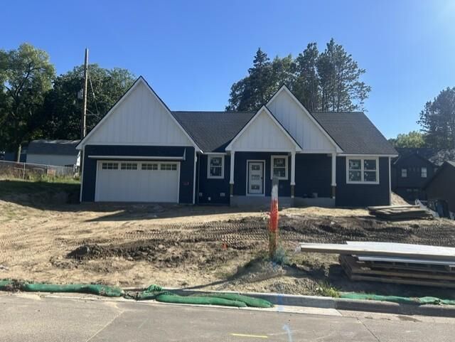 Property Photo: 692 Skillman Avenue W MN 55113