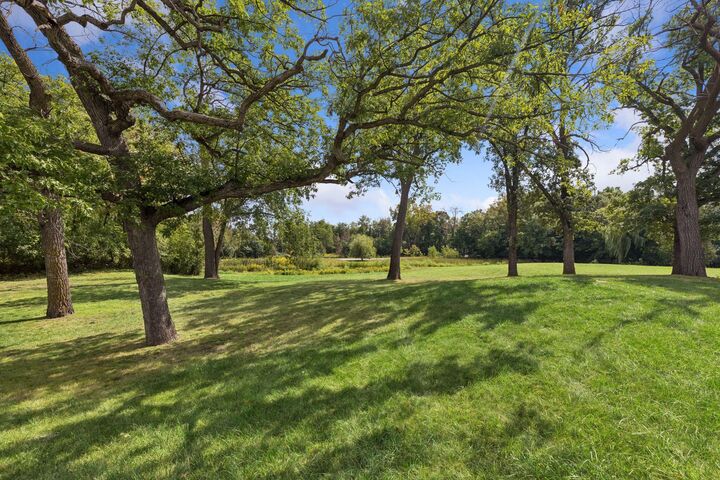 Property Photo:  555 Bushaway Road  MN 55391 