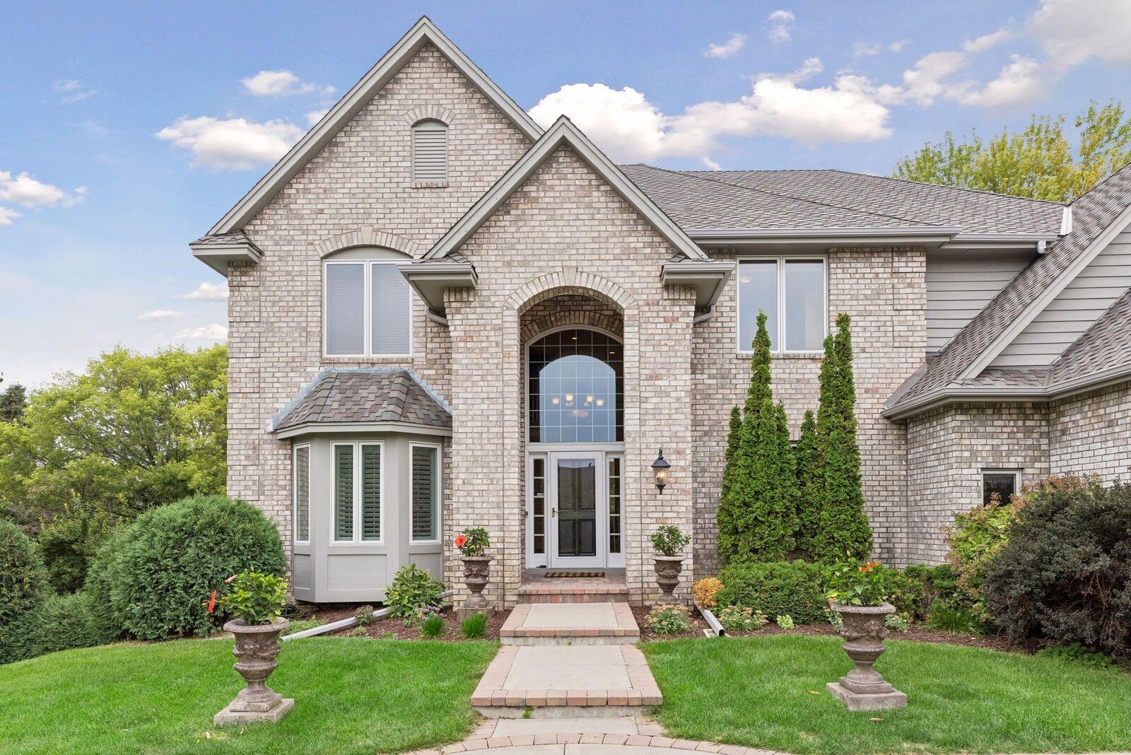 Property Photo: 16465 Eagle Ridge Drive MN 55345