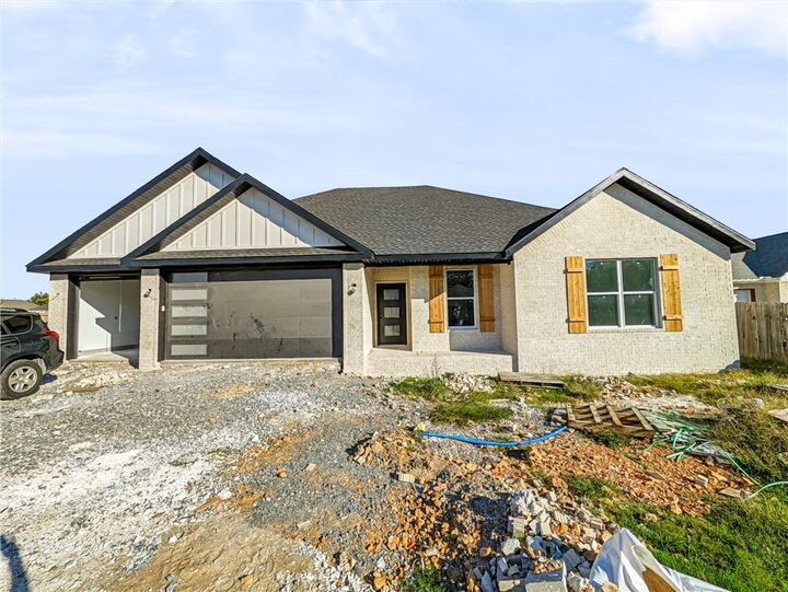 Property Photo:  504 Buffalo Gap Drive  AR 72761 