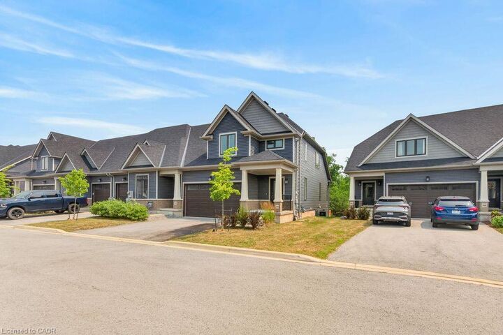 Property Photo:  4311 Mann Street 54  ON L2G 3K2 