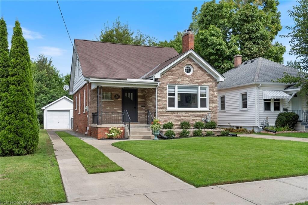 Property Photo:  25 Mc Call Street  ON N3Y 2C5 