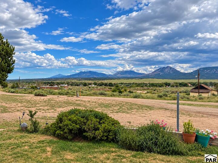 Property Photo:  422 County Rd 632  CO 81040 