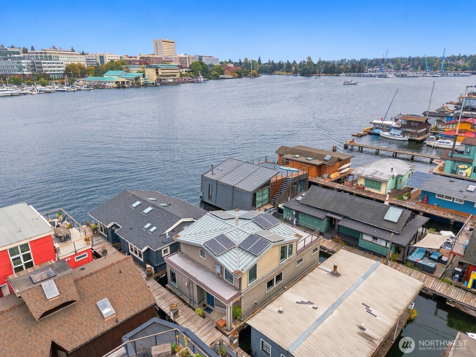 Property Photo: 3146 Portage Bay Place E N WA 98102