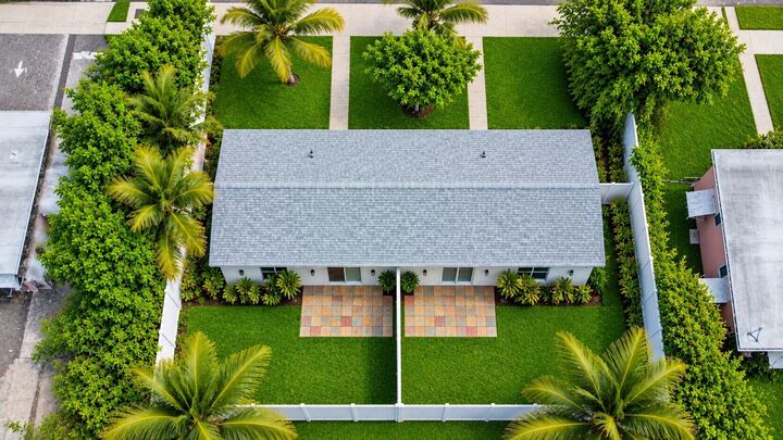 Property Photo: 16202 NE 18th Court FL 33162