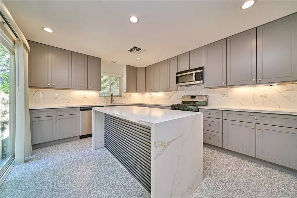 Property Photo:  1741 E D  CA 91764 