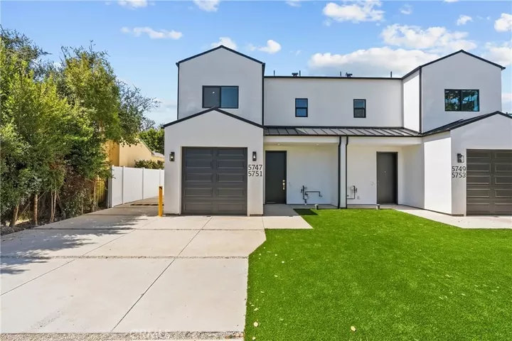 Property Photo:  5751 Vista Del Monte  CA 91411 