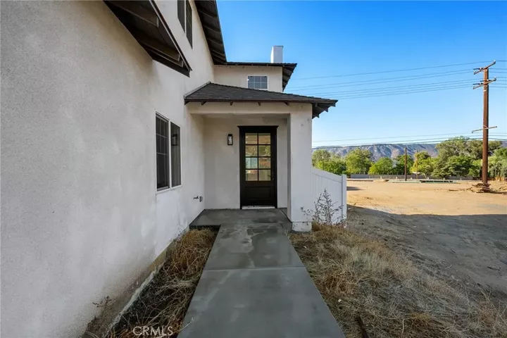 Property Photo:  760 Park Way  CA 92530 