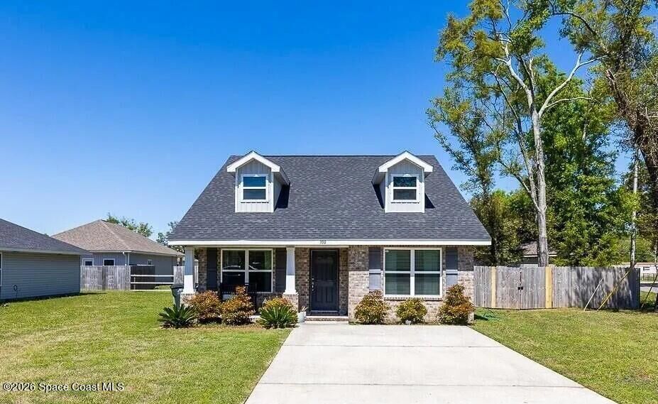 Property Photo: 300 Seamarge Lane FL 32505