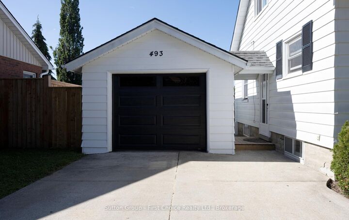 Property Photo:  493 West Gore Street  ON N5A 1L3 