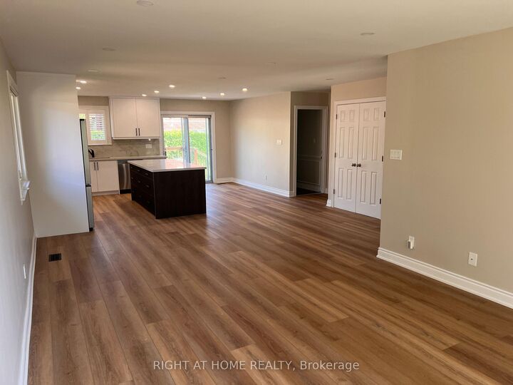 Property Photo:  30 Norbert Crescent Upper  ON M9C 3J9 