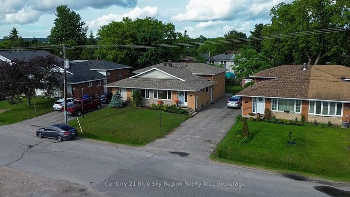 Property Photo:  102 Lee Avenue  ON P1A 2J9 