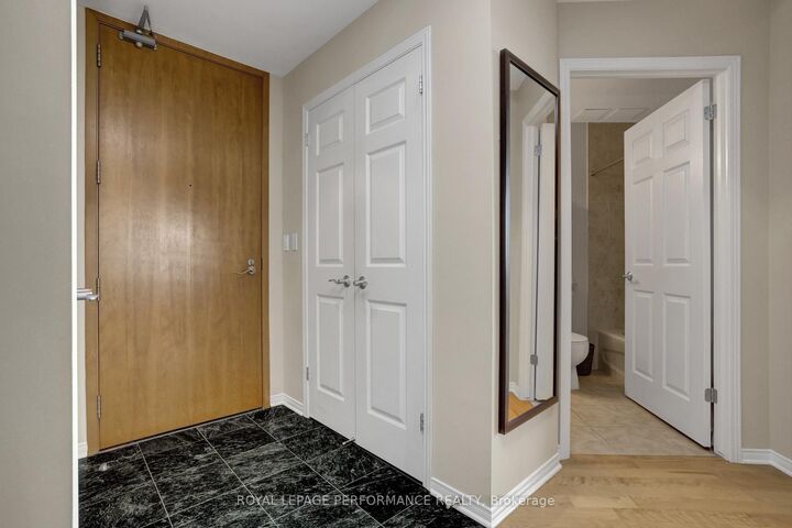 Property Photo: 38 Metropole Private 2603 ON K1Z 1E9