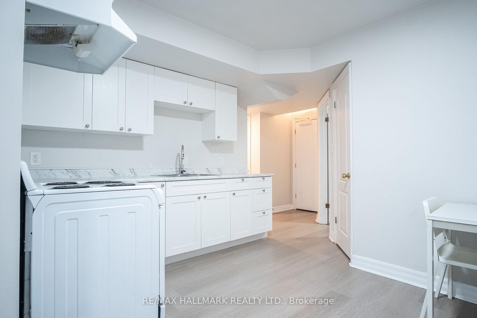Property Photo:  116 Regina Avenue Basement  ON M6A 1R7 