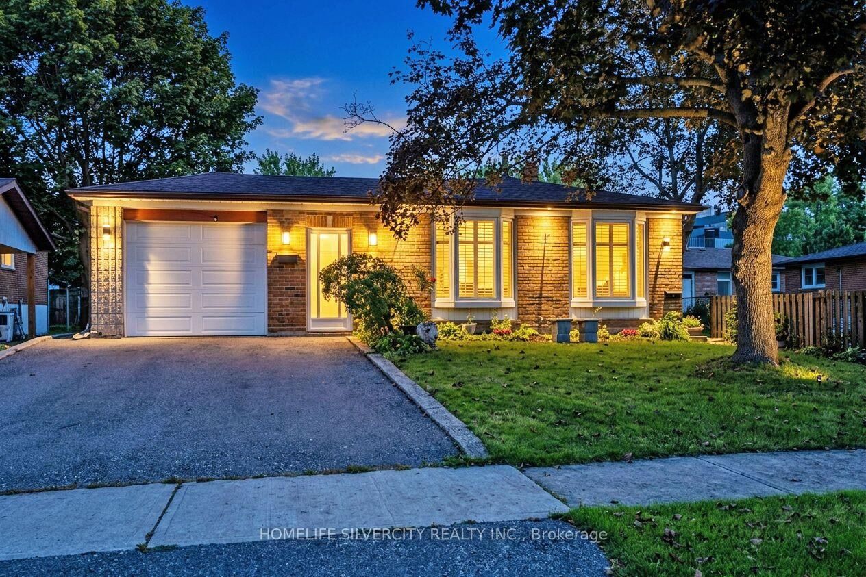 Property Photo:  3602 Dunrankin Drive  ON L4T 1V9 