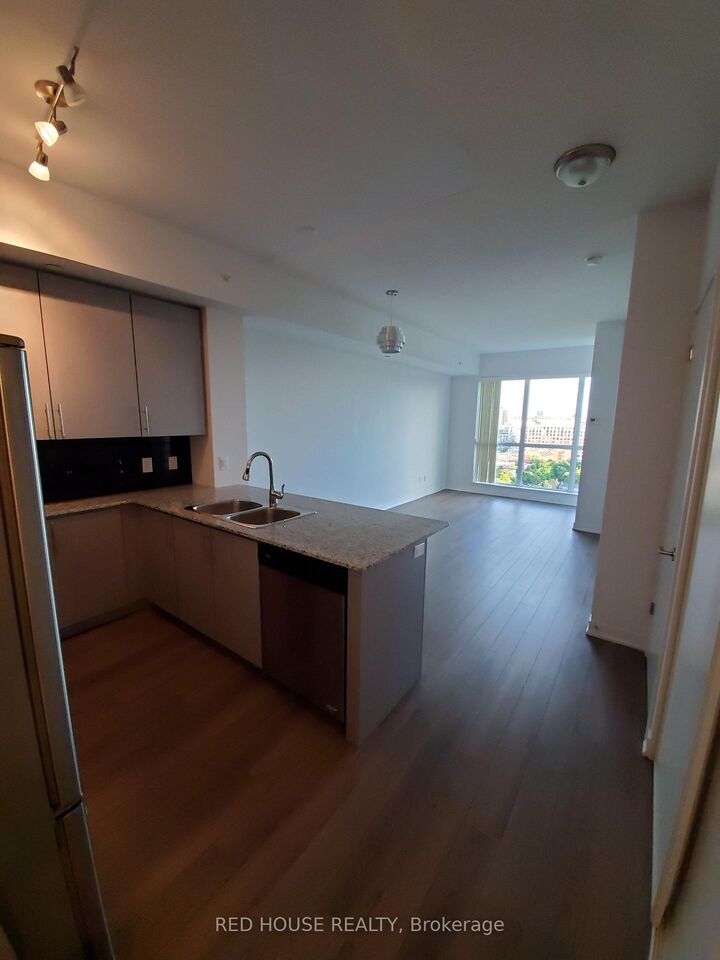 Property Photo:  60 Berwick Avenue 1403  ON M5P 0A3 