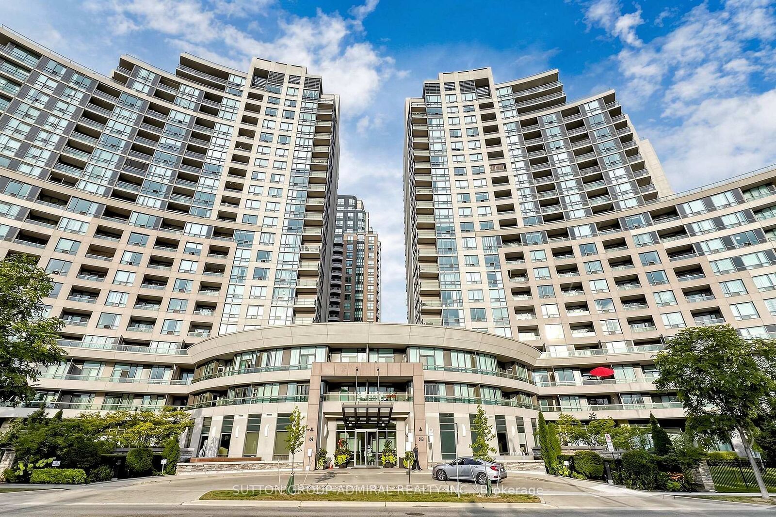 Property Photo: 503 Beecroft Road 215 ON M2N 0A2