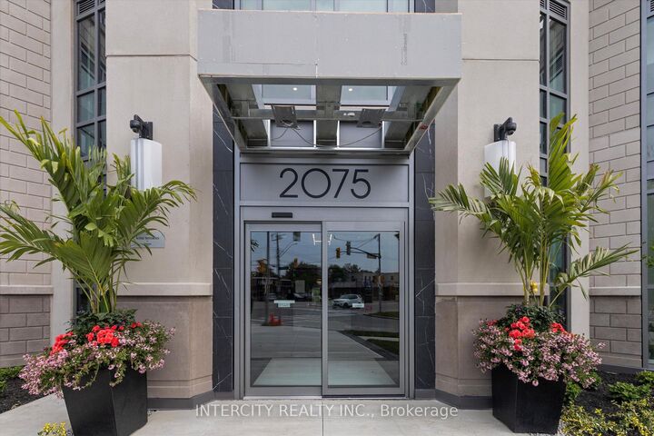 Property Photo:  2075 King Road 352  ON L7B 0R6 