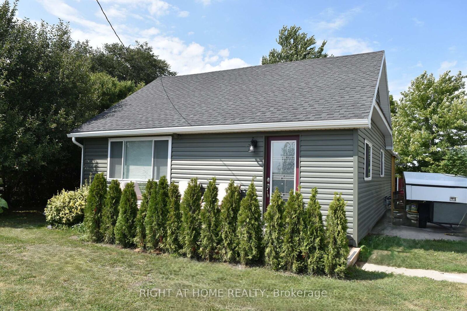 Property Photo:  7231 Baseline Road E  ON N8A 4L3 