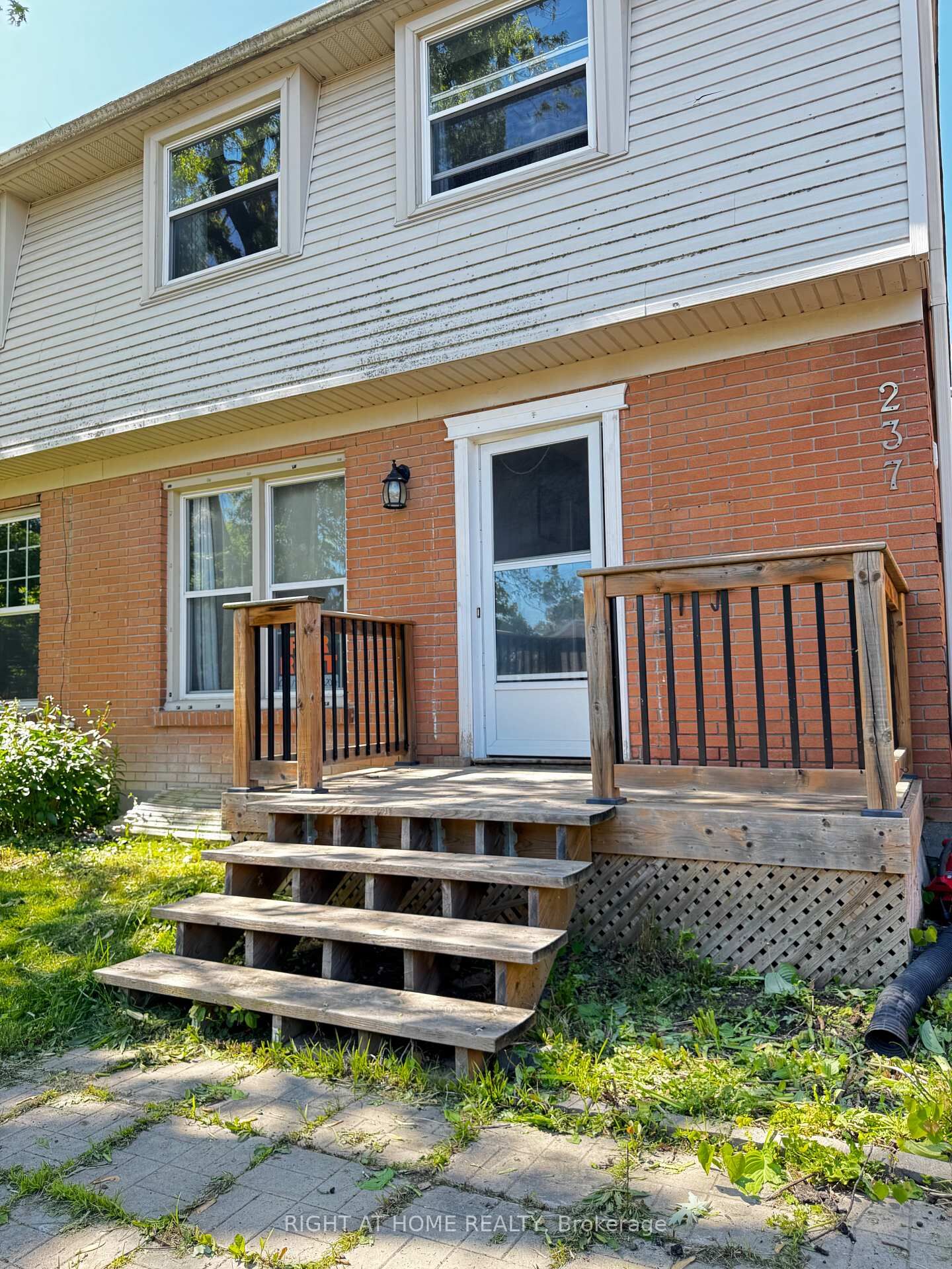 Property Photo:  237 Homestead (Basement ) Crescent  ON N6G 2E7 