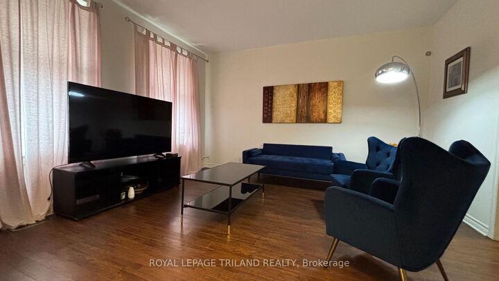 Property Photo:  279 Charlotte Street Main  ON N5L 1A8 
