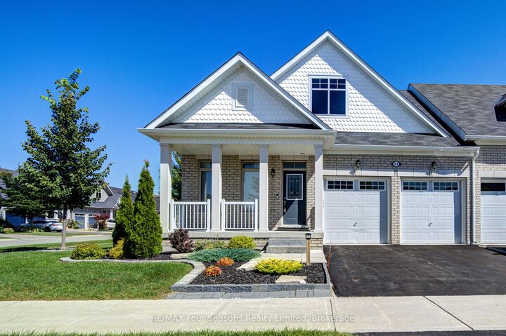 Property Photo:  73 Bianca Crescent  ON L9Z 0H6 
