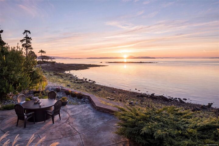 Property Photo:  10206 Surfside Pl  BC V8L 3R5 