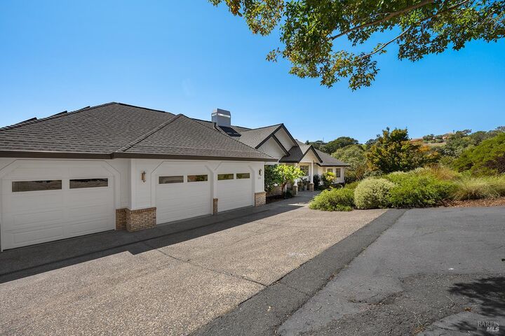 Property Photo: 2039 Burnside Road CA 95472