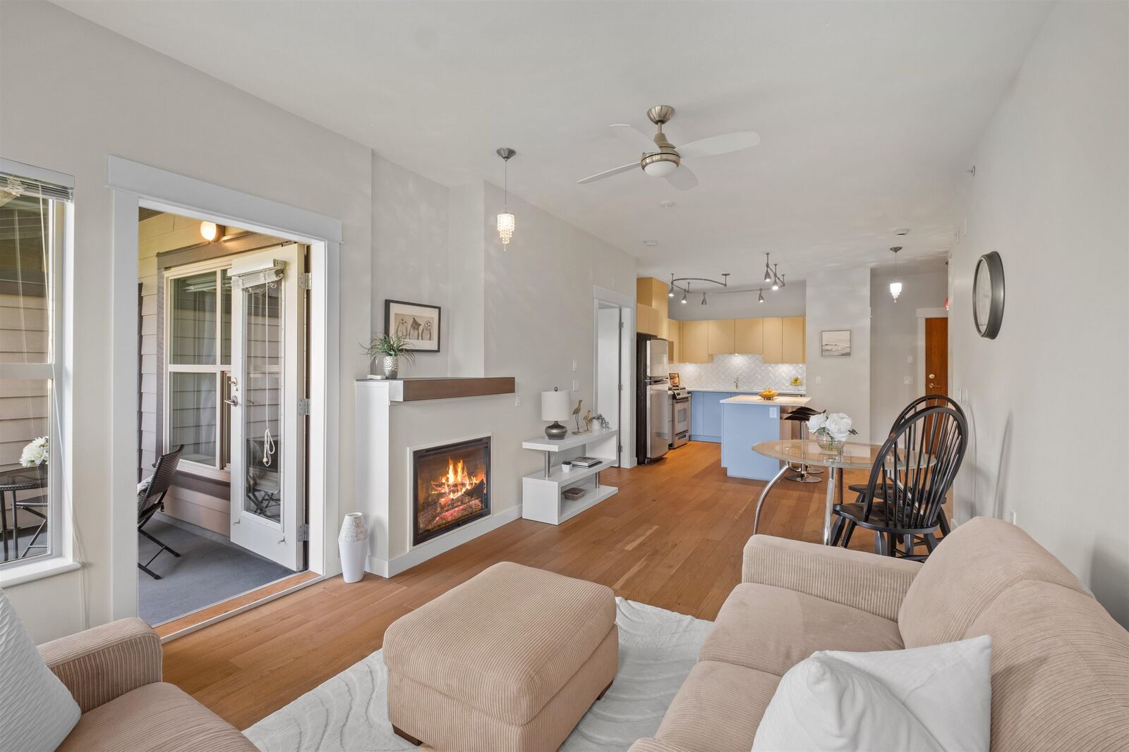 Property Photo:  1468 St. Andrews Avenue 307  BC V7L 0A8 