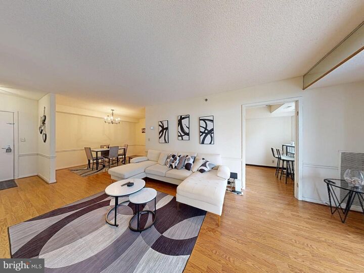 Property Photo: 5505 Seminary Road 1101N VA 22041