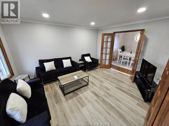 Property Photo:  1237 Kenwick Way  ON N9H 2G6 