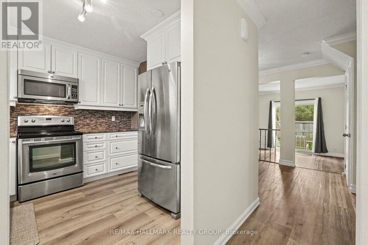 Property Photo:  108 Barrow Crescent  ON K2L 2J1 