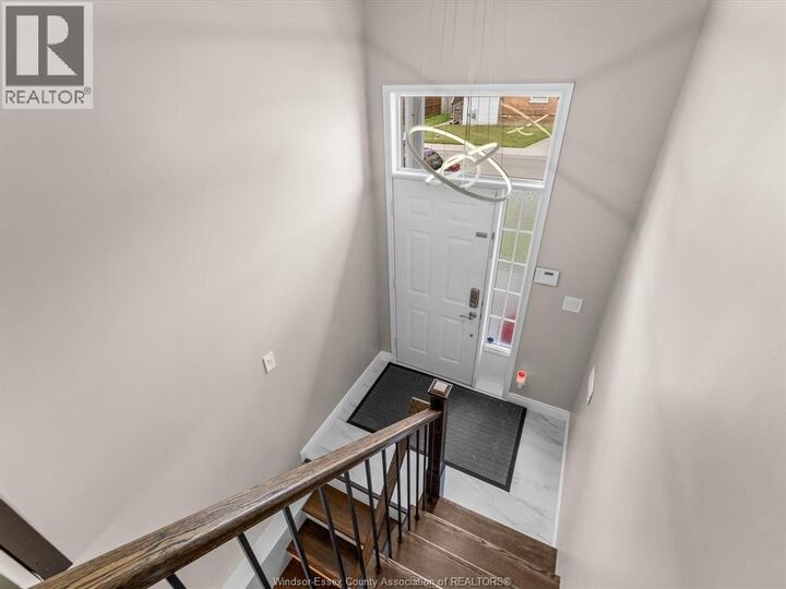 Property Photo:  18 Kirk Street  ON N7M 3P8 